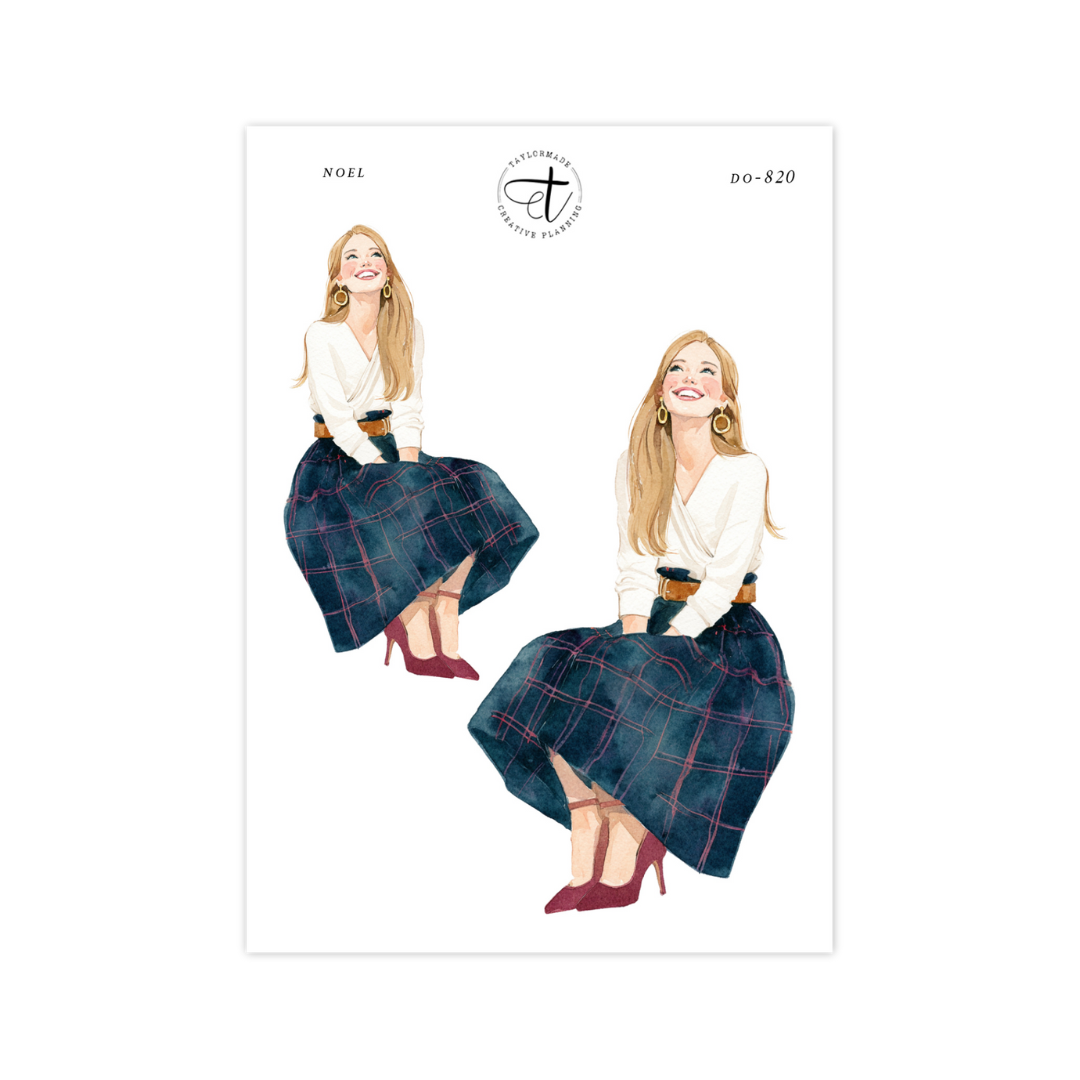 D0-820 Noel Fashion Doll